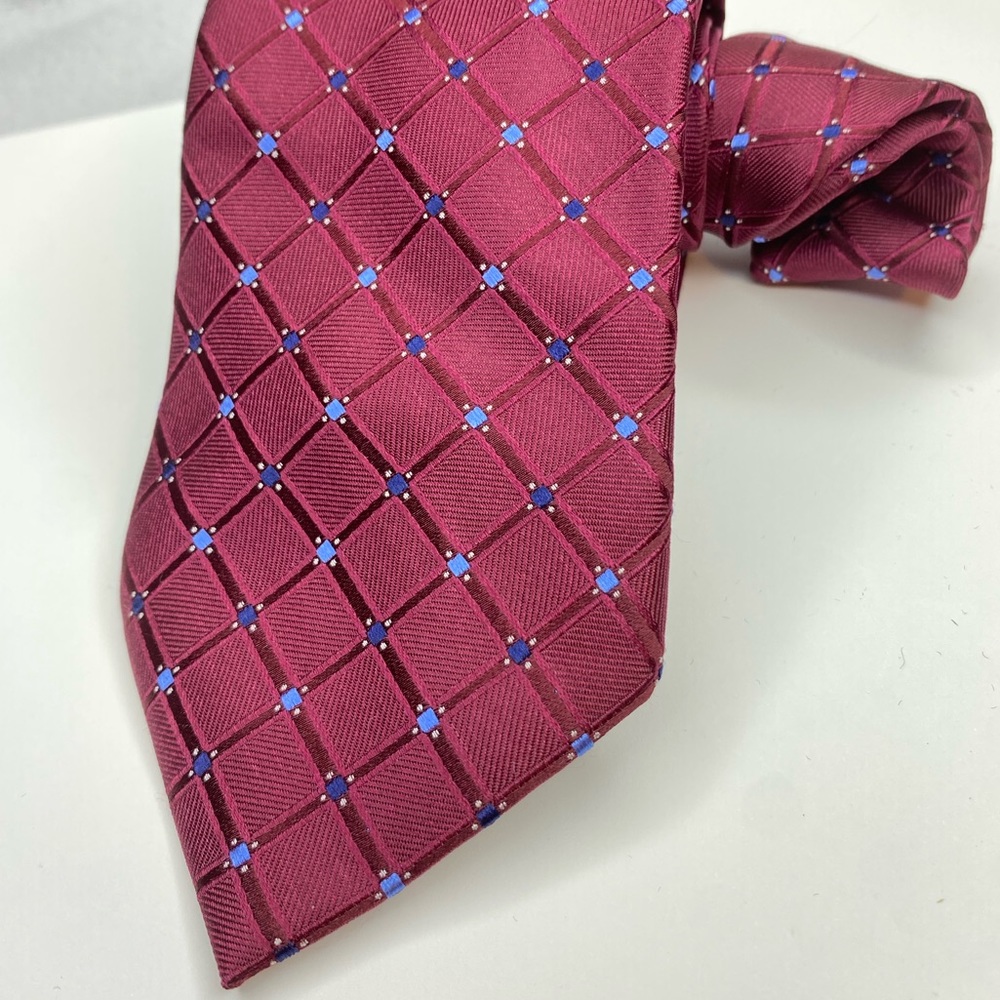 Nautica Burgundy silk Tie with Blue  Accents